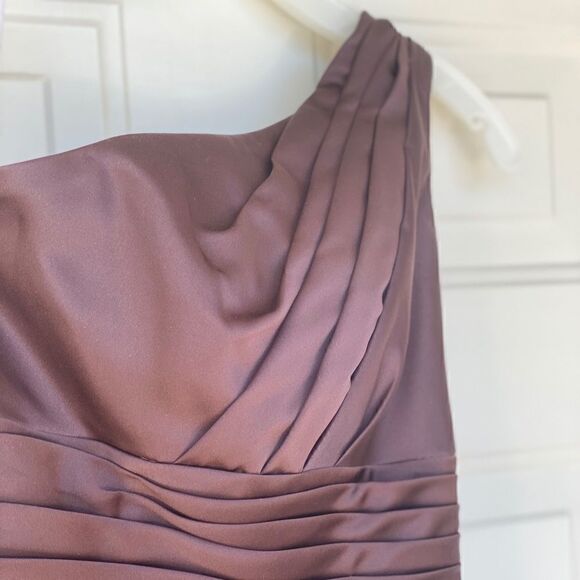 David’s Bridal Bridesmaid/Formal Dress   - Picture 2 of 5